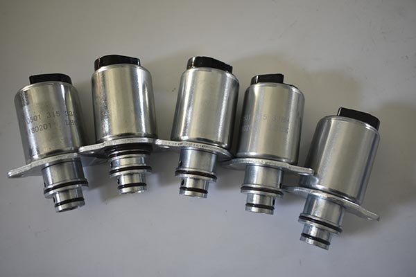 压路机配件变速箱电磁线圈